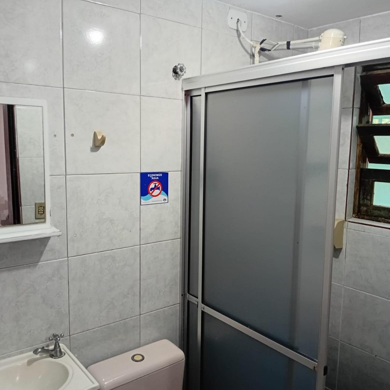 Pousada Gaivotas Do Guarau Peruibe Room photo